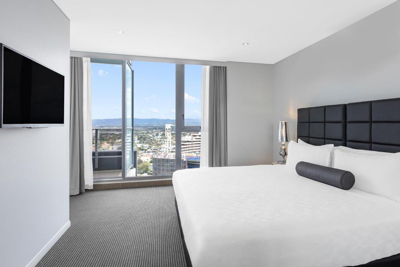 Meriton Suites Broadbeach Gold Coast Bagian luar foto