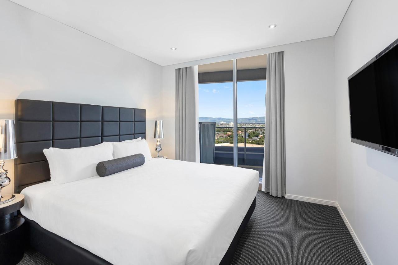 Meriton Suites Broadbeach Gold Coast Bagian luar foto