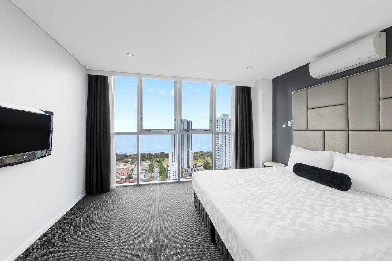 Meriton Suites Broadbeach Gold Coast Bagian luar foto