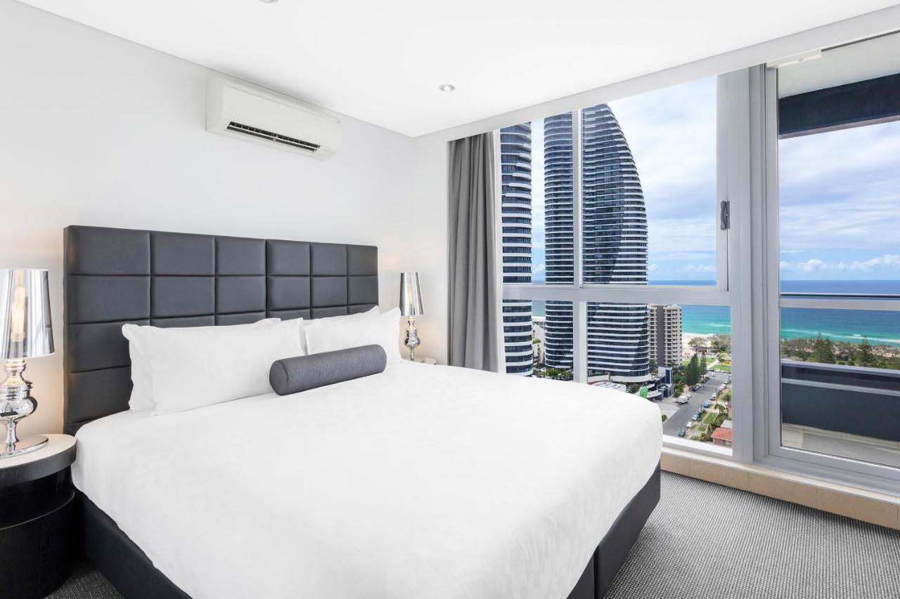 Meriton Suites Broadbeach Gold Coast Bagian luar foto