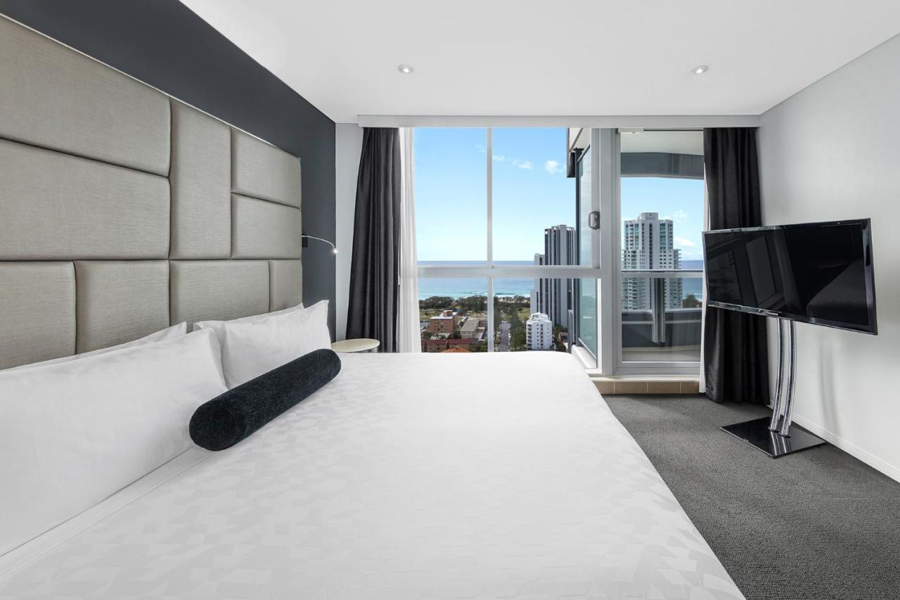 Meriton Suites Broadbeach Gold Coast Bagian luar foto