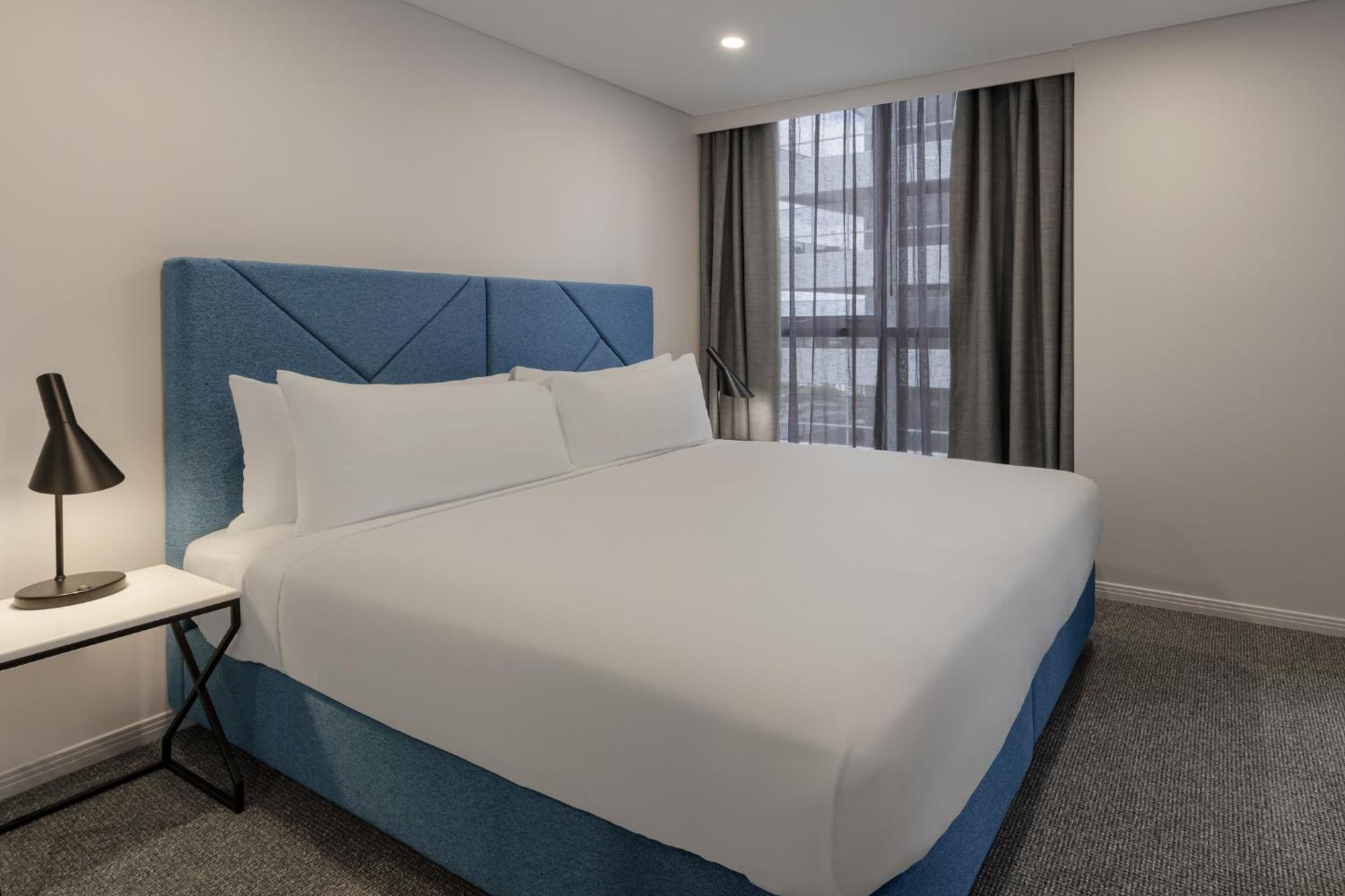 Meriton Suites Broadbeach Gold Coast Bagian luar foto