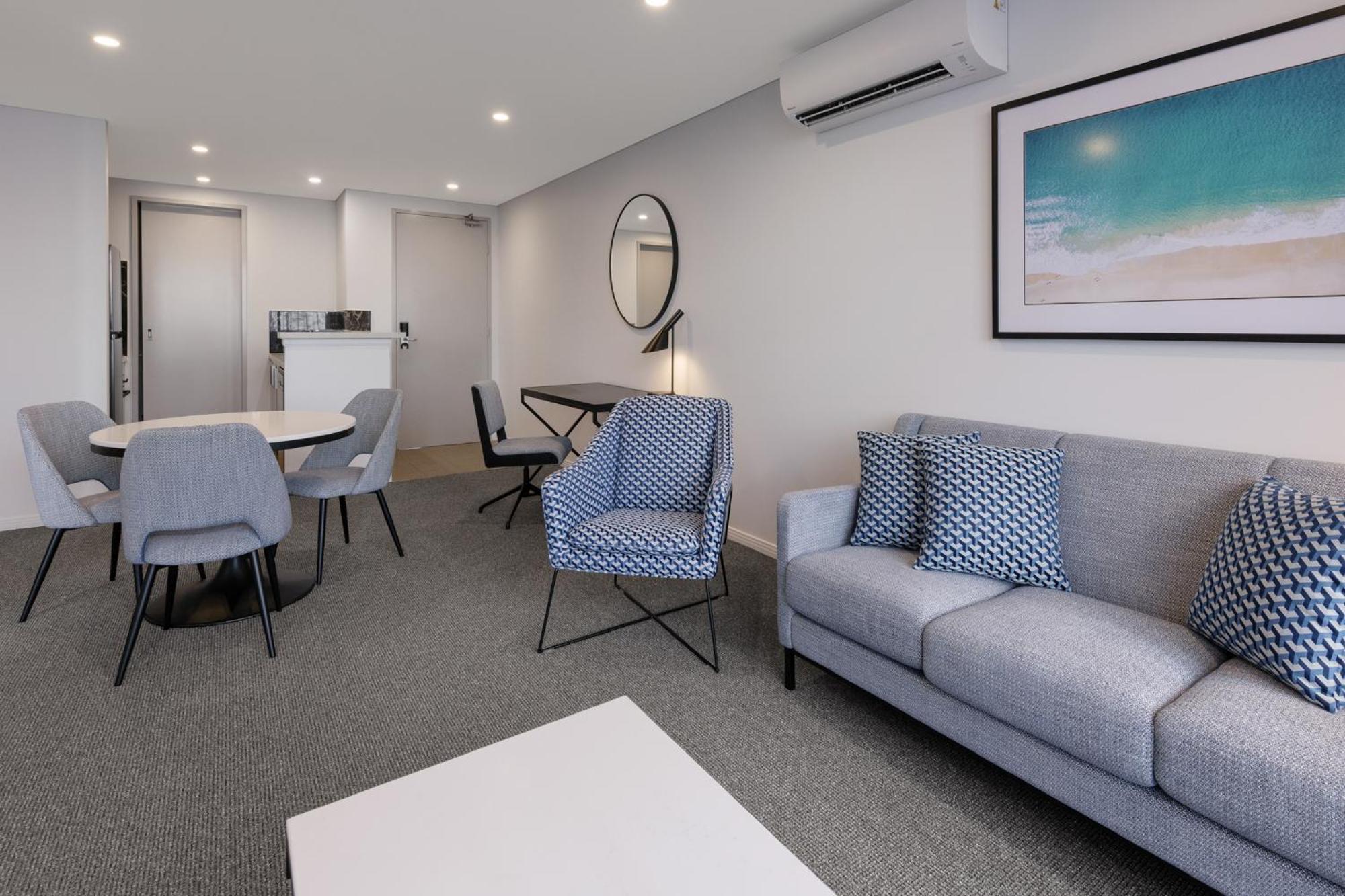 Meriton Suites Broadbeach Gold Coast Bagian luar foto