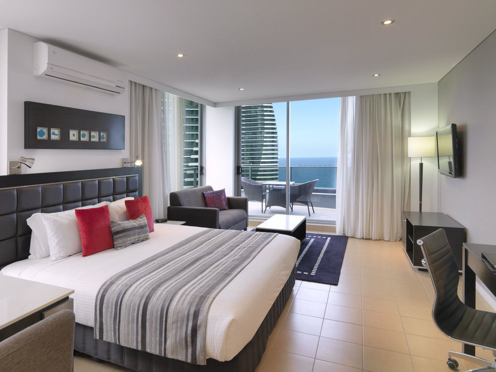 Meriton Suites Broadbeach Gold Coast Bagian luar foto