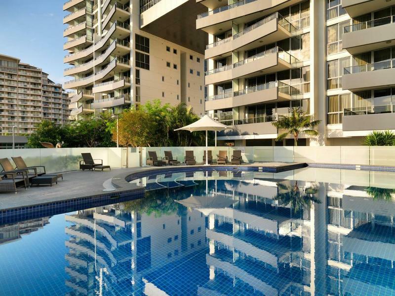 Meriton Suites Broadbeach Gold Coast Bagian luar foto